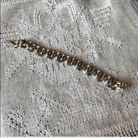 J. Crew flower 🌸 bracelet - Picture 5 of 5